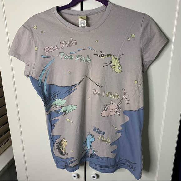 Mighty Fine Dr.Seuss One Fish Two Fish Graphic T-Shirt - Picture 1 of 13